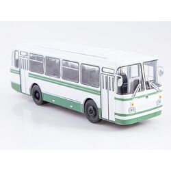 Автобус  ЛАЗ-695Н