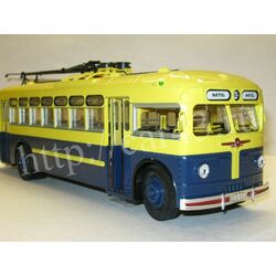 Троллейбус городской МТБ-82Д
