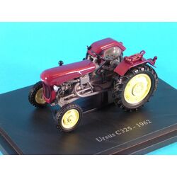 Масштабная модель трактора Ursus C325 (1962) 1:43