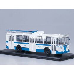 Масштабная модель троллейбуса ЗИУ-682Б (бело-голубой)(1:43)