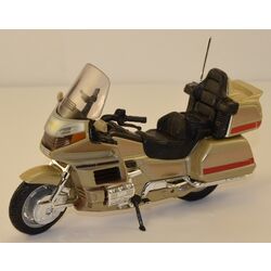 Модель Мотоцикла HONDA GOLD WING