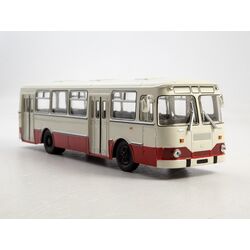 Масштабная модель автобуса ЛИАЗ-677М (бело-красный)(1:43)