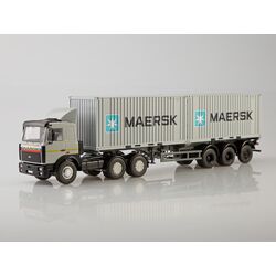 МАЗ-6422 с полуприцепом-контейнеровозом МАЗ-938920, Maersk